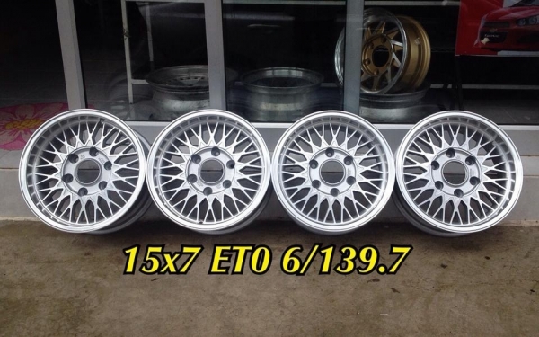 ขายล้อ Rial ขอบ 15x7 ออฟ0 6/139.7 สวยกริ๊ป ถูกๆ ครับ