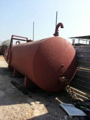 ขายเหล็กแผ่นหนา 6 มิล. ยาว6m. กว้าง 2.50m. มี 8 แผ่น  กก.ละ 16 บาทครับ