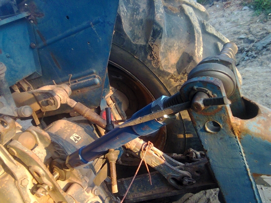 รถไถฟอร์ด  640  ล้อหน้าใหญ่     2   เพลา