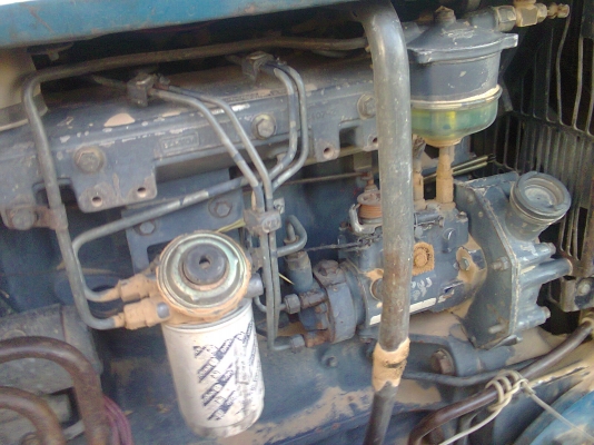 รถไถฟอร์ด  640  ล้อหน้าใหญ่     2   เพลา