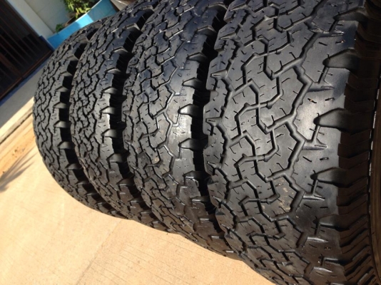 ขายยาง BF GOODRICH ALLTERRAIN  265-70-16 ดอกหนา ถูกๆครับ 7500