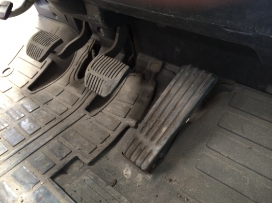 Toyota Forklift 8FD-20 จากญี่ปุ่น ขายแค่ 250,000 บาท ด่วน