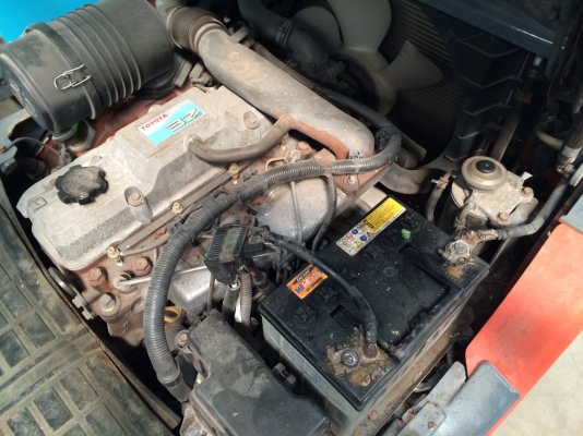 Toyota Forklift 8FD-20 จากญี่ปุ่น ขายแค่ 250,000 บาท ด่วน