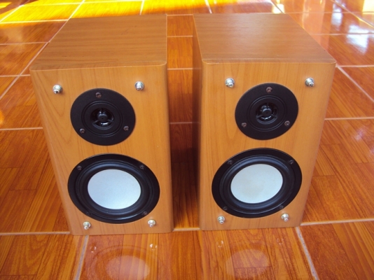 ""0848771379"" ขาย ..ลำโพงวางหิ้งลายไม้สวยๆ 2 คู่ ""0848771379"" ขาย ..ลำโพงวางหิ้งลายไม้สวยๆ 2 คู่