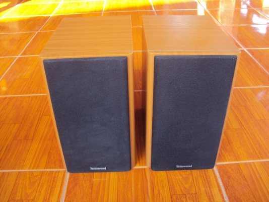 ""0848771379"" ขาย ..ลำโพงวางหิ้งลายไม้สวยๆ 2 คู่ ""0848771379"" ขาย ..ลำโพงวางหิ้งลายไม้สวยๆ 2 คู่