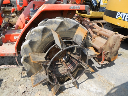 ขายรถแทรกเตอร์ คูโบต้า รุ่น L3408 พร้อมอุปกรณ์