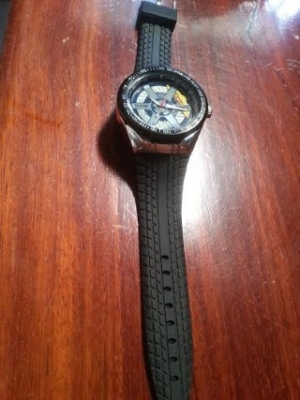 นาฬิการูปภาพล้อแม็ก Volk Rays TE37 สายหนังลายยาง ก้านเทา ปั๊มเหลือง