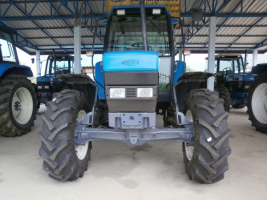 ขายรถไถฟอร์ด 6640 สภาพดีพร้อมใช้งาน