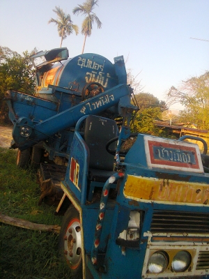 เครื่องฮีโน่ 170 หัวสี 7ฟุต  สภาพพร้อมใช้งาน  โทร0862651298  ราคาต่อรองได้มาก