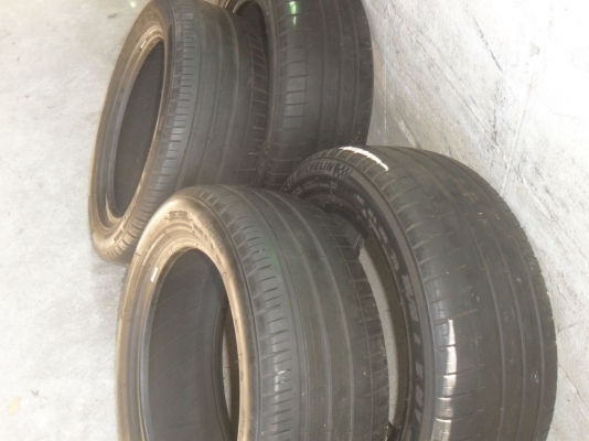 ยาง MICHELIN 185/55R15 ปี5110 สวยๆ 4 เส้น ราคา 1700 บาท