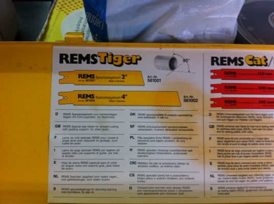 เลื่อยไฟฟ้า REMS ของเยรมัน แบบพกพาใส่ใบได้ขนาด 4 นิ้ว นำไปตัดงานภาคสนามสะดวกมาก