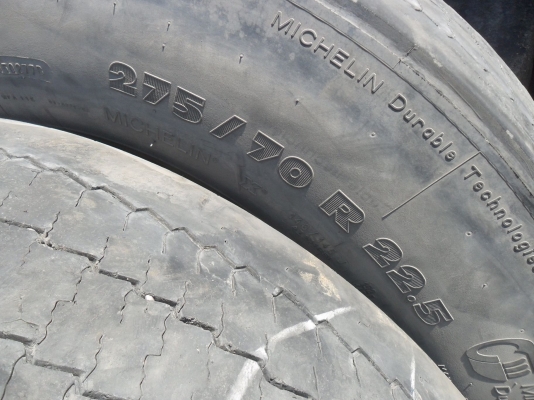 ยาง MICHELIN 275/70R22.5 สวยๆ ราคา เส้นละ 1500 บาท