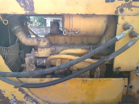 แทรคเตอร์ CAT D4E รถทำงานดีปกติ