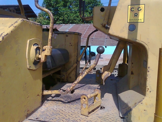 แทรคเตอร์ CAT D4E รถทำงานดีปกติ