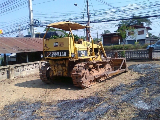 แทรคเตอร์ CAT D4E รถทำงานดีปกติ
