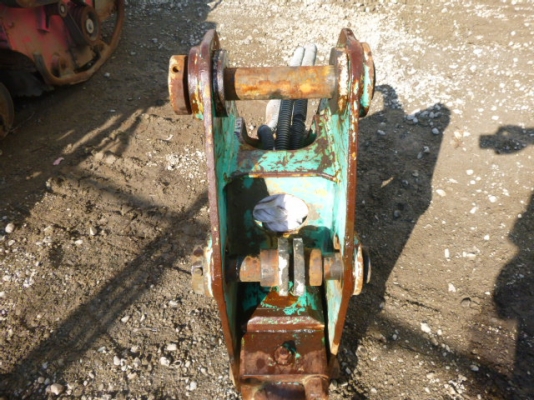 Lot.2037 Furukawa-Breaker ราคา 85,000 บาท Lot.2037 Furukawa-Breaker ราคา 85,000 บาท