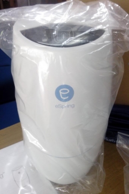 เครื่องกรองน้ำ eSpring ถอดด้ามสภาพยังไม่ผ่านการใช้งานครับสภาพมือ1  100 เปอร์เซน ครับอุปกรณืครบทุกอย่างครับ ราคาตามศูนย์ 25000-30000  ราคานี้ถูกสุดๆครับ