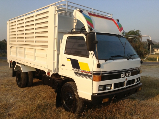 ISUZU NPR 115 แรง สีขาว ดั้มคอกสูง กระบะยาว4.20 เมตร เต็ม ช่วงล่างF เกียรใหญ่ พวงมาลัยเพาเวอร์ ยางดี ซัซซีสวย 600,000 ISUZU NPR 115 แรง สีขาว ดั้มคอกสูง กระบะยาว4.20 เมตร เต็ม ช่วงล่างF เกียรใหญ่ พวงมาลัยเพาเวอร์ ยางดี ซัซซีสวย 600,000