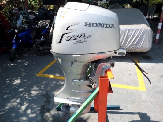 เครื่องเรือ HONDA 45 แรง 4 จังหวะสตาร์ทไฟฟ้า
