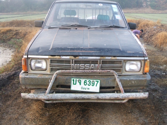 NISSAN BIG M 2500TD