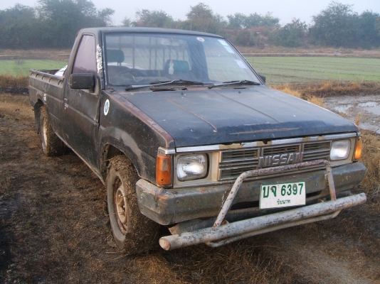 NISSAN BIG M 2500TD