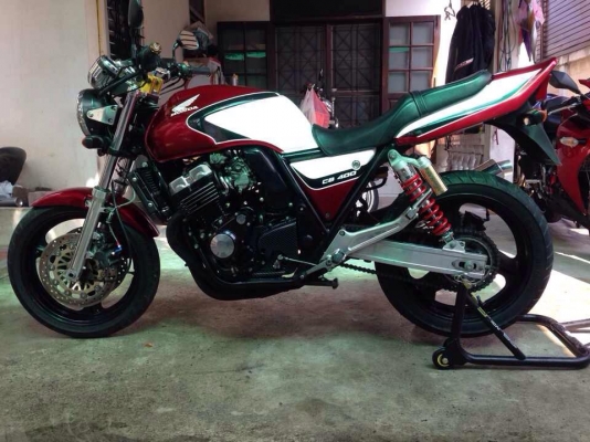 ขาย CB 400 3คัน มีปี 93/95/97 ราคาโดนใจเลยครับ ขาย CB 400 3คัน มีปี 93/95/97 ราคาโดนใจเลยครับ