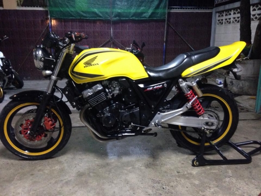 ขาย CB 400 3คัน มีปี 93/95/97 ราคาโดนใจเลยครับ