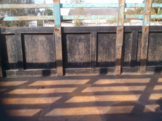 ขายรถอีแต๋น 8 ล้อ เครื่อง มังกรทอง 4สูบ