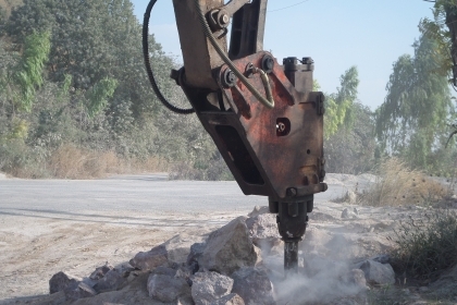 ขายหัวเบรคเกอร์ เจาะหิน เจาะคอนกรีต สำหรับแบ็คโฮ รุ่น 200