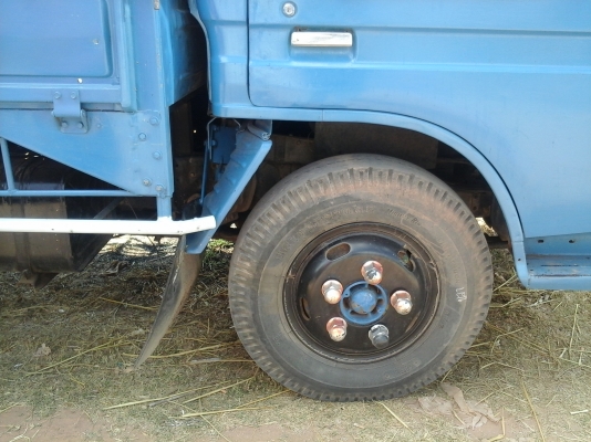 รถ 6 ล้อ Toyota 76 แรง สภาพดี พร้อมโอน รถอยู่ อ.สีดา โคราช