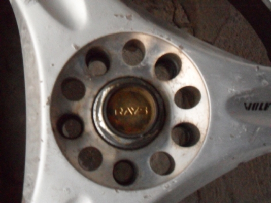 ขายล้อแม็กซ์ VOLK  Racing ขอบ17นิ้ว(off 8 นิ้ว)(ล้อนอกญี่ปุ่นเเท้ๆ) 4รู100 หรือ 5รู100 ก็ได้  3500 บาท--Tel. 092-9351644