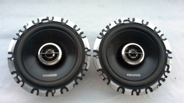 ลำโพง 6" แกนร่วมสองทาง Kenwood เสียงนุ่มใส เบสแน่นๆ