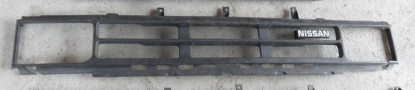 ฝาท้าย NISSAN BIG-M เบิดกลางแท้ JAPAN