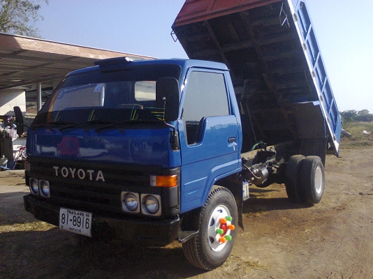 ขายหกล้อดั้มพ์ โตโยต้าBU-91สามใบปัด Fหลัง พร้อมสโลว์กลาง