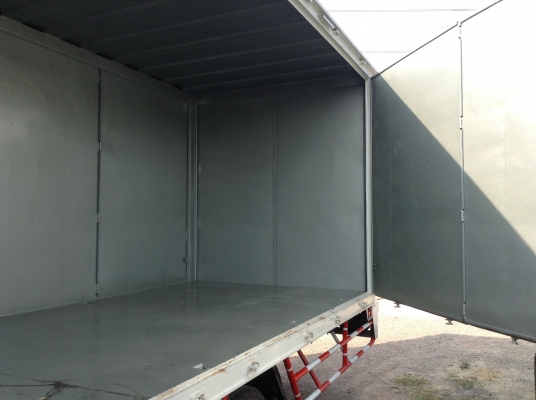 ขายตู้10 บาน (ไม่มีเสากลาง) สภาพใหม่เอี่ยม (ต่อมายังไม่ได้ใช้งาน) สูง2.4 เมตร กว้าง 2.3 เมตร ยาว 6 เมตร ราคา 120,000 ขายตู้10 บาน (ไม่มีเสากลาง) สภาพใหม่เอี่ยม (ต่อมายังไม่ได้ใช้งาน) สูง2.4 เมตร กว้าง 2.3 เมตร ยาว 6 เมตร ราคา 120,000