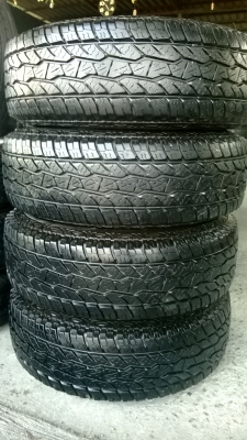 ขายยาง235 75 15ปี12ชุดละ8500