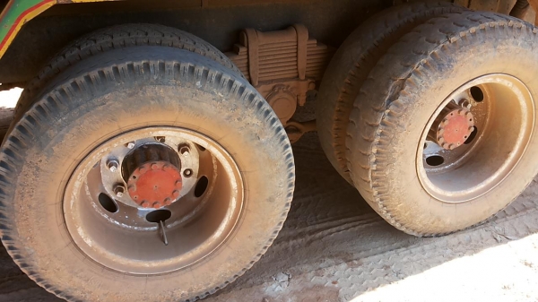 **840,000 บ.ต่อรอง**ขาย10ล้อ2เพลาดั๊ม ISUZU ROCKY 175(ร็อคเล็ก) คัสซี359xxx แบบรุ่นFVZ12MY ปี32 วางเครื่อง6BG1 175ฝาส้ม(ยังไม่ลงเล่ม) เครื่องแน่นดี แรงอึด ประหยัด ช่วงล่างใหญ่ 2เพลา200 คัสซีดี ไม่ปะไม่ดาม มีบวมชัดเจนกลางตัวข้างซ้ายรถ กระบะดั๊มเหล็กสภาพดีพ