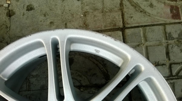 ขายยางล้อHONDA ขอบ17ชุดละ9800 ขายยางล้อHONDA ขอบ17ชุดละ9800