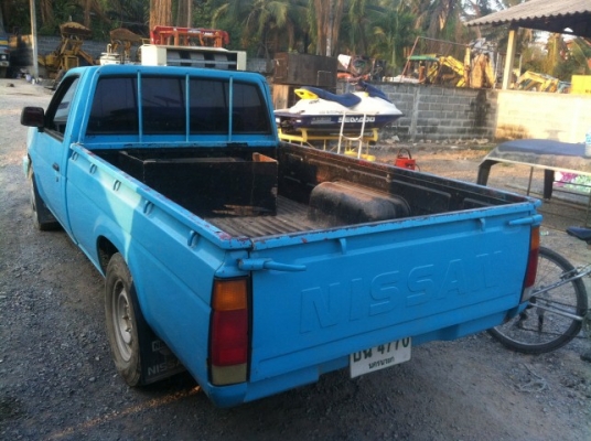 nissan big m ตอนเดียว เบินซิล 1.6เดิมๆ ติดแก็ส ลงเล่มแล้ว