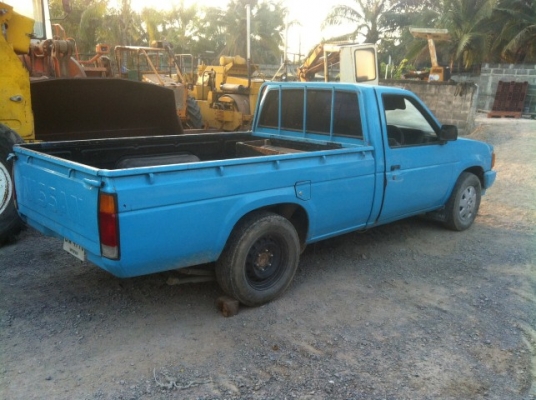 nissan big m ตอนเดียว เบินซิล 1.6เดิมๆ ติดแก็ส ลงเล่มแล้ว