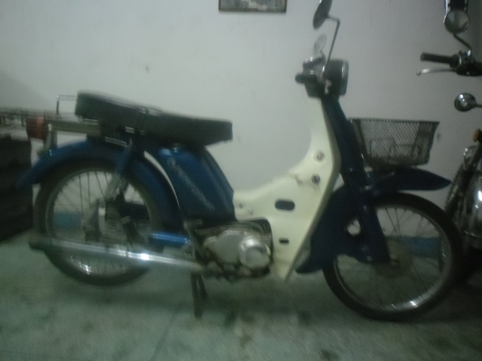 ขาย F50 เครื่องดีครับสภาพตามรูปครับ มีทะเบียนชุดโอน