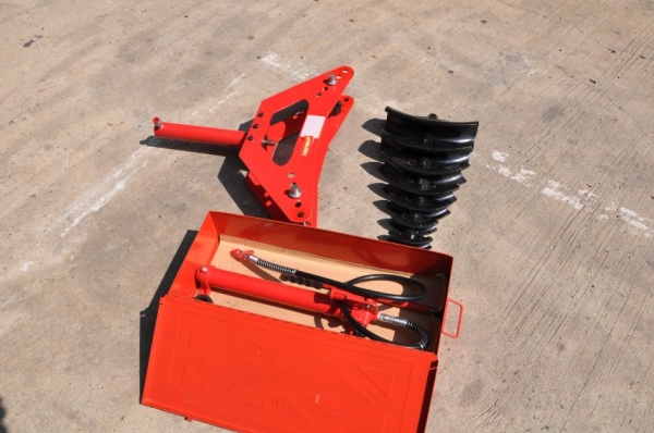 ขายเครื่องดัด ท่อ เหล็ก2ระบบ ไฮดรอลิก/แมนนวล สภาพสวย (เปิดตู้)ติมา1ตัว ขาย 13,500เท่านั้น!!