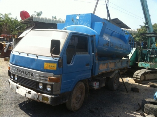 4 ล้อกลาง toyota รถดัมพ์และรถน้ำ 2in1 พร้อมใช้งาน