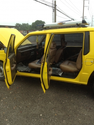 รถยก. MITSUBISHI L200 CYCLONE 4 ประตู เครื่อง2500. เทอโบว์ พวงมาลัยเพาเวอร์ ยางเพิ่งเปลี่ยนมาใหม่ แอร์เย็น เครื่องเสียงครบ สภาพพร้อมใช้งาน 120,000