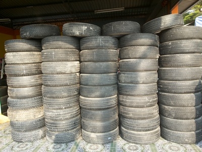 ขายยางเหมายกกอง(ร้านค้า) ขอบ 15 กะบะล้วน