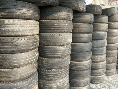 ขายยางเหมายกกอง(ร้านค้า) ขอบ 15 กะบะล้วน