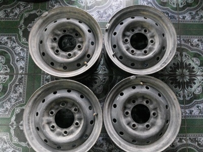 ขายล้อกะทะขอบ 14 6รู พร้อมฝาครอบ ใส่ NISSAN 1 ชุด