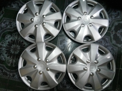 ขายล้อกะทะขอบ 14 6รู พร้อมฝาครอบ ใส่ NISSAN 1 ชุด