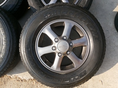 ขายล้อแม็กISUZU 16 นิ้ว 6 ก้าน ( สีกัลเงา ) พร้อมยาง BRIDGESTONE DUELER HT 1 ชุด ขายล้อแม็กISUZU 16 นิ้ว 6 ก้าน ( สีกัลเงา ) พร้อมยาง BRIDGESTONE DUELER HT 1 ชุด
