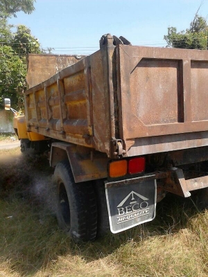 รถอีซูซุ หัวยาว 6 ล้อดั้ม 145 แรงม้า.  สนใจติดต่อ 081 - 6079515